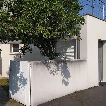 Belle Maisonnette Avec Jardin 2 Pas Du Vieux Port *